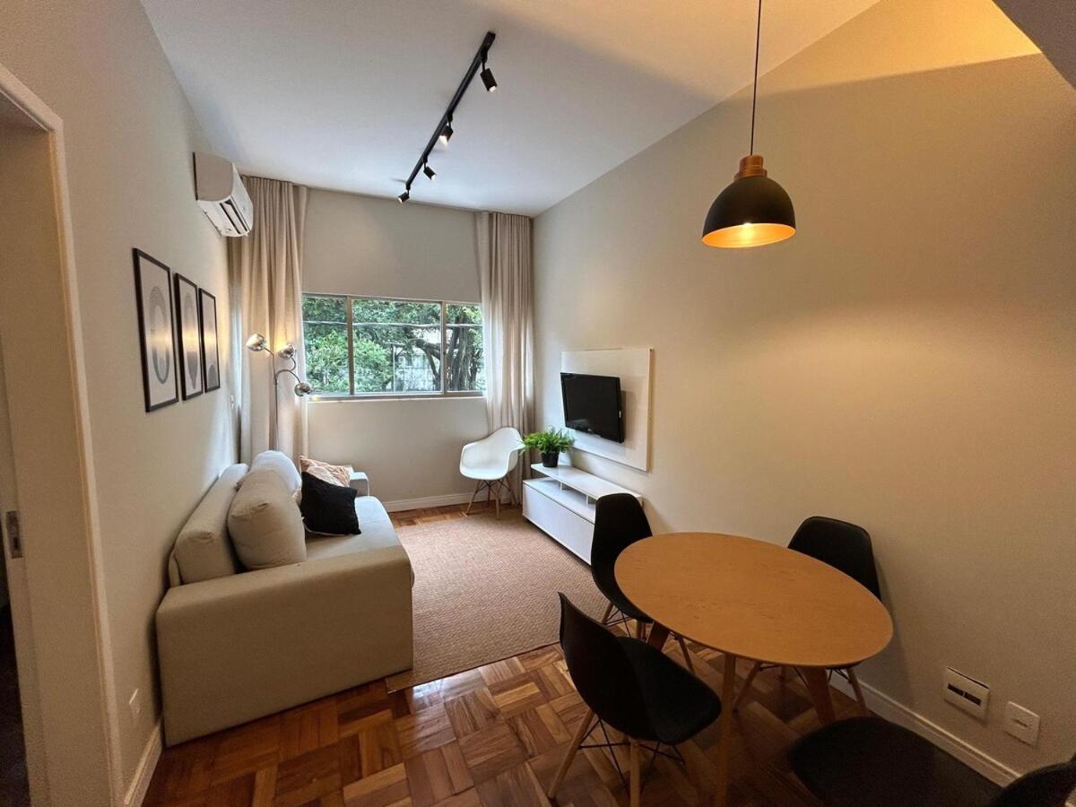 Garden Leblon Apartemen